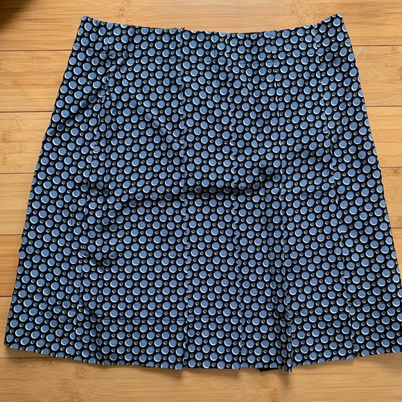 Marc Jacobs Dresses & Skirts - Marc Jacobs silk pleated skirt sz8 NWT
